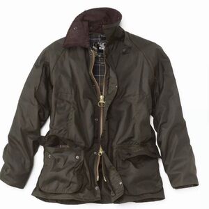 Barbour® Classic Beaufort Jacket w liner. Size 44. Green.